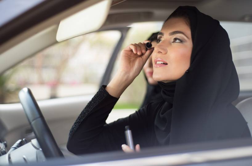 Arab woman rented Chevrolet Aveo in Dubai