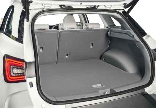 Hyundai-Nexo-2021-open-trunk
