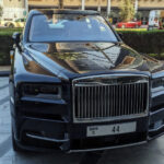Rent Rolls-Royce Cullinan front view