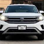Rent a Volkswagen Teramont in Dubai front side
