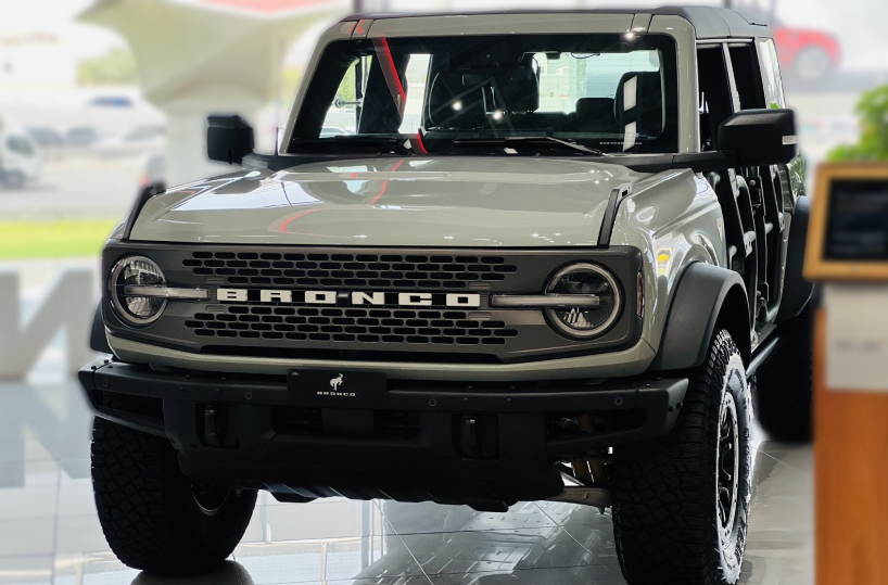Rent Ford Bronco in Dubai front view