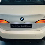 Rent BMW 5 Series in Dubai (6)