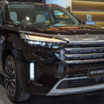 Rent Exeed VX in Dubai front view