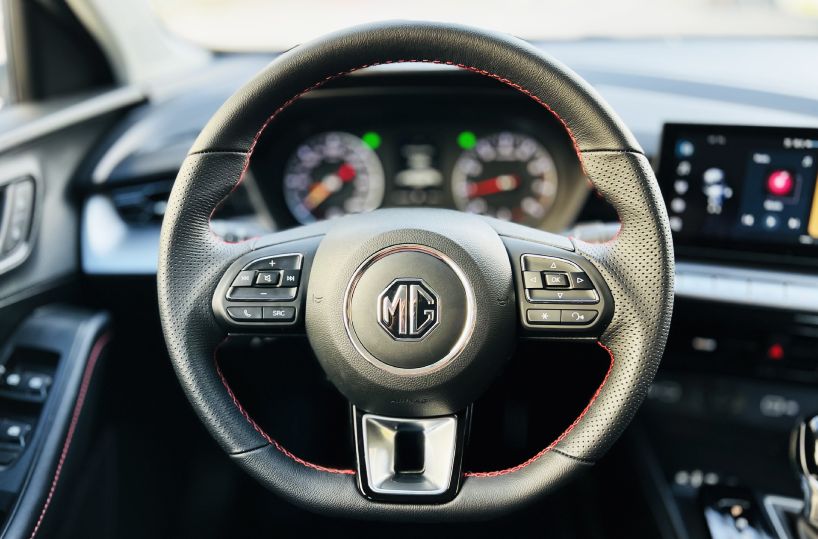 Rent MG GT 2024 in Dubai (15)