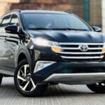 Toyota Rush front view